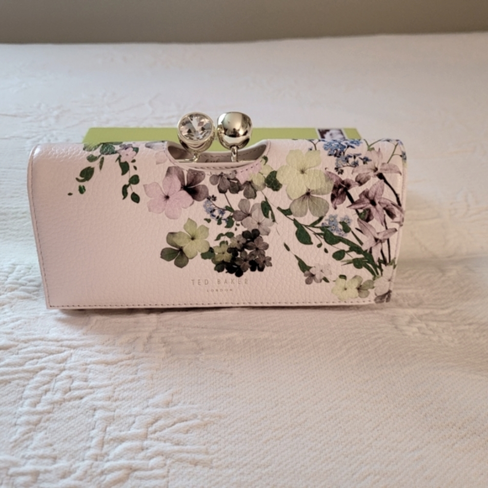 Ted Baker Queenee Pergola Crystal Bobble Matinee P